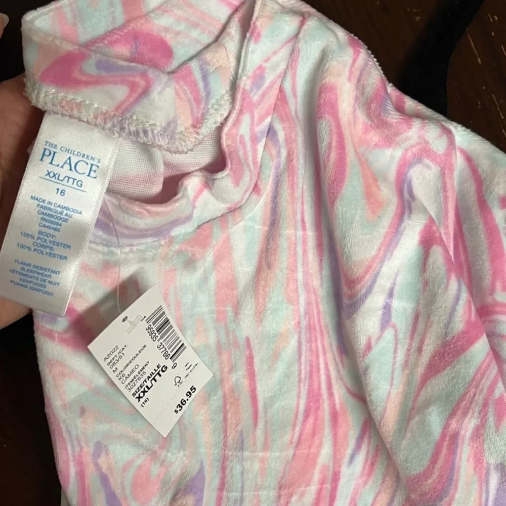 NWT Girl Youth Top sweater Velour Sz 16 XXL Teen